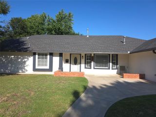 9009 Lakeaire Drive, Oklahoma City, OK 73132