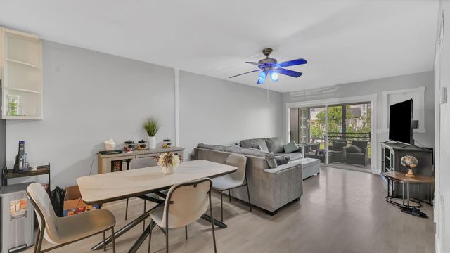 298 SE 6th Avenue 2, Pompano Beach, FL 33060