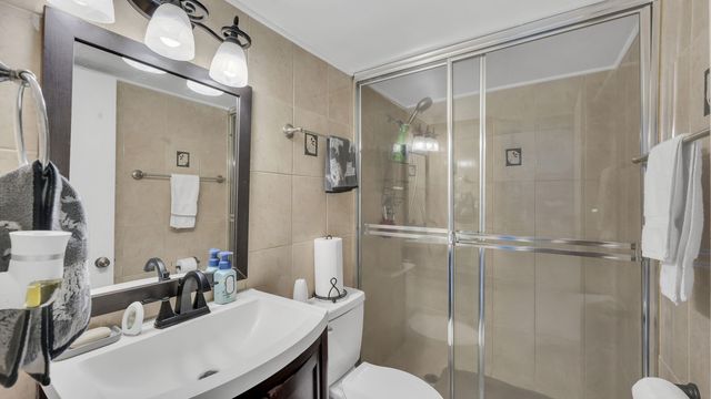 298 SE 6th Avenue 2, Pompano Beach, FL 33060