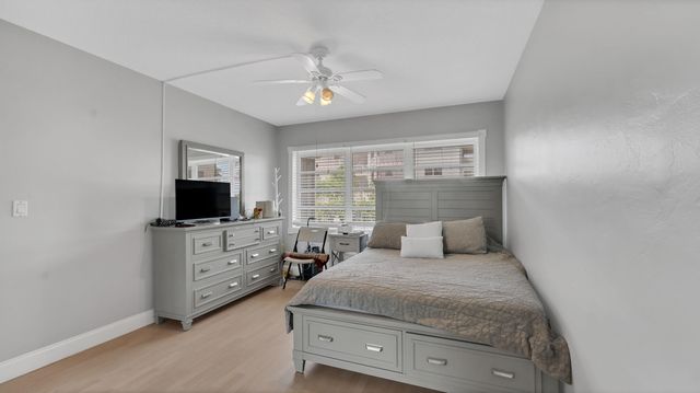 298 SE 6th Avenue 2, Pompano Beach, FL 33060