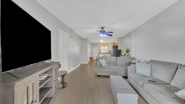 298 SE 6th Avenue 2, Pompano Beach, FL 33060