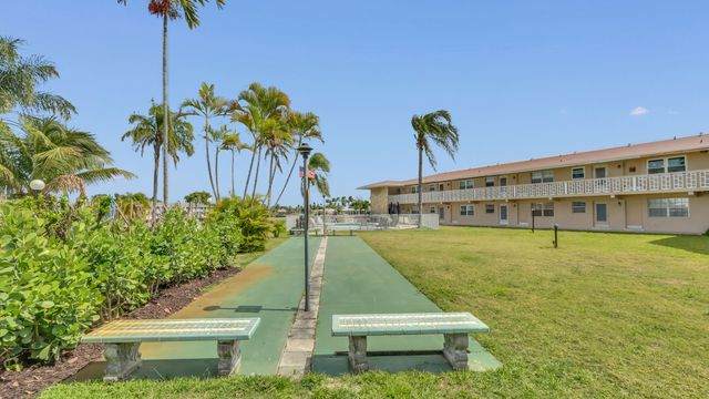 298 SE 6th Avenue 2, Pompano Beach, FL 33060