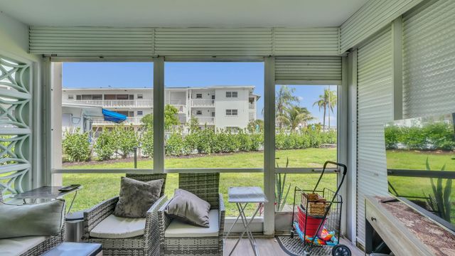 298 SE 6th Avenue 2, Pompano Beach, FL 33060