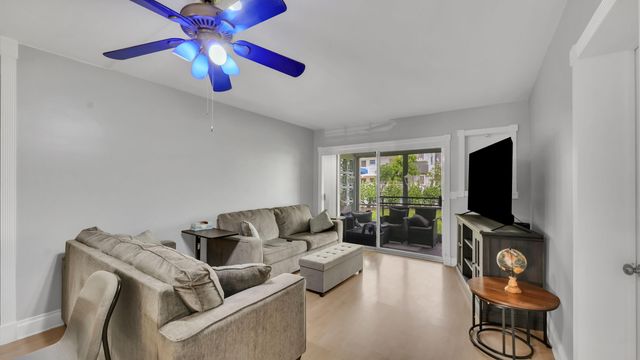 298 SE 6th Avenue 2, Pompano Beach, FL 33060