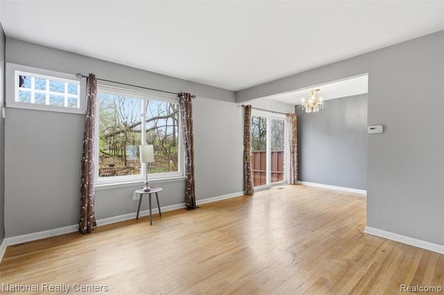 18691 Jamestown Circle, Northville, MI 48168