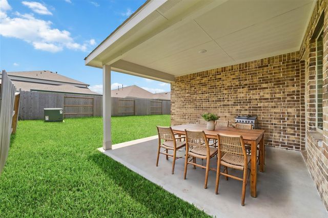 12206 English Mist Drive, Houston, TX 77044