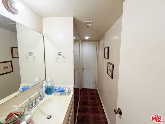 3001 Saint Albans Drive, Los Alamitos, CA 90720