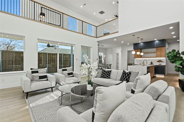 1503 Dennison Street, Dallas, TX 75212
