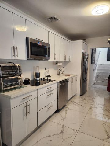 1645 SW 83rd Ct 2, Miami, FL 33155