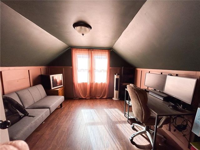 606 Thornton Street, Liberty, MO 64068