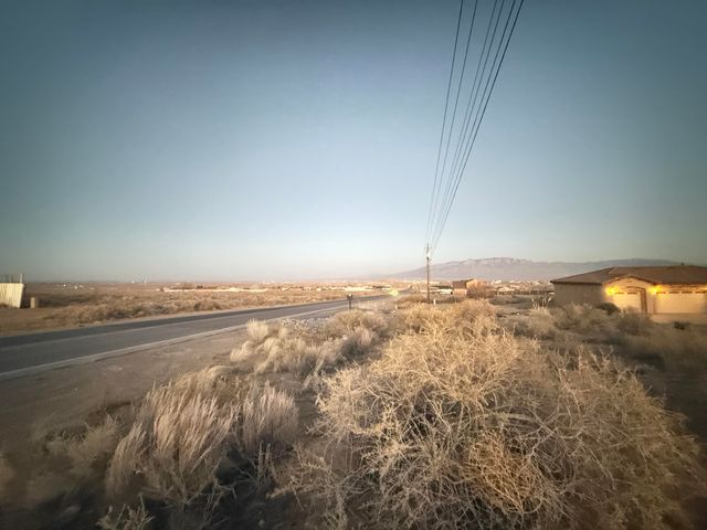 700 & 704 Northern Boulevard NE, Rio Rancho, NM 87144