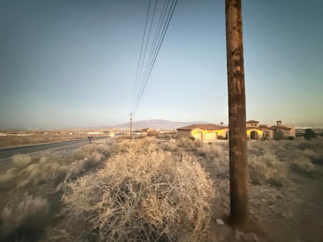 700 & 704 Northern Boulevard NE, Rio Rancho, NM 87144