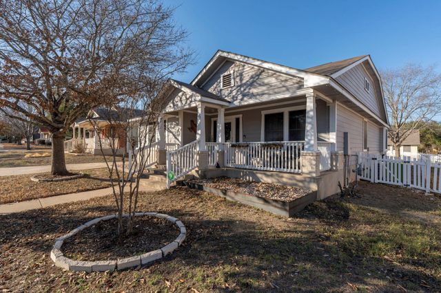 175 Wetzel, Kyle, TX 78640