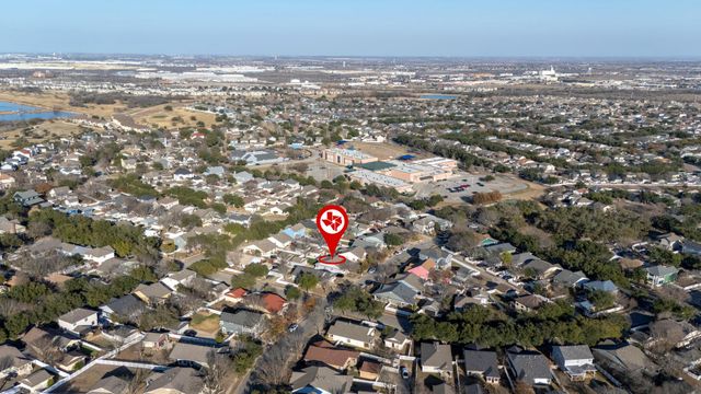 175 Wetzel, Kyle, TX 78640