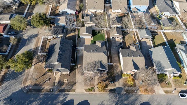 175 Wetzel, Kyle, TX 78640