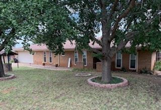 1208 N Indiana Street, Weatherford, OK 73096