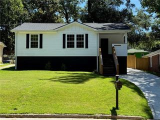 161 Stanhope NW Circle, Atlanta, GA 30314