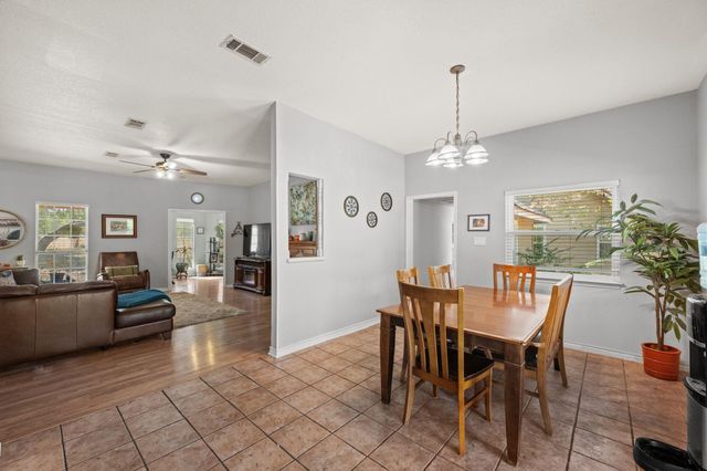 1031 N Sunset Canyon DR, Dripping Springs, TX 78620