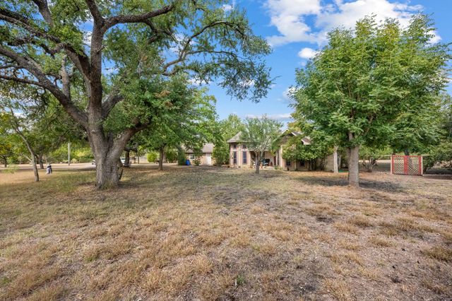 1031 N Sunset Canyon DR, Dripping Springs, TX 78620