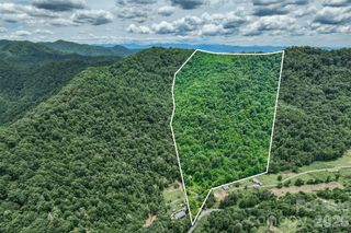 789 Jarrett Cove Road, Marshall, NC 28753