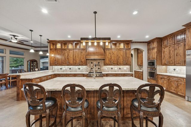 15450 Shady Oaks Drive, Stagecoach, TX 77355