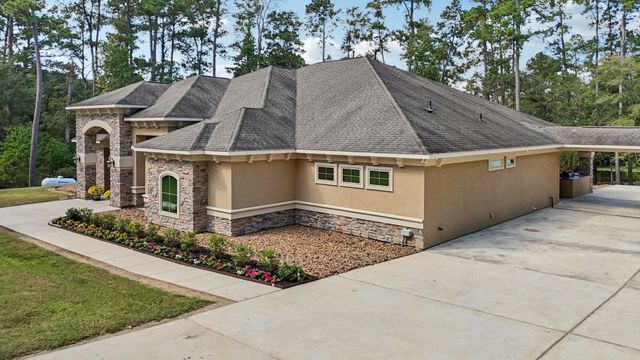 15450 Shady Oaks Drive, Stagecoach, TX 77355