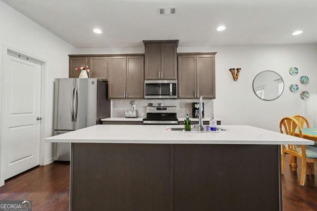 5199 Madeline Place, Stone Mountain, GA 30083