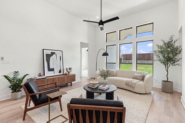 236 Pine Leaf Trail, Waxahachie, TX 75165