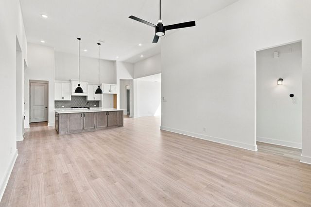 236 Pine Leaf Trail, Waxahachie, TX 75165