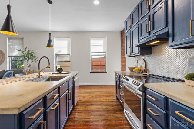 1716 Highland Avenue, Cincinnati, OH 45202