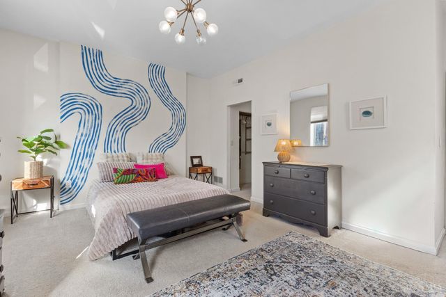 1716 Highland Avenue, Cincinnati, OH 45202