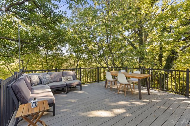 1716 Highland Avenue, Cincinnati, OH 45202