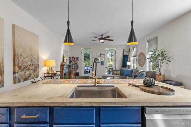 1716 Highland Avenue, Cincinnati, OH 45202