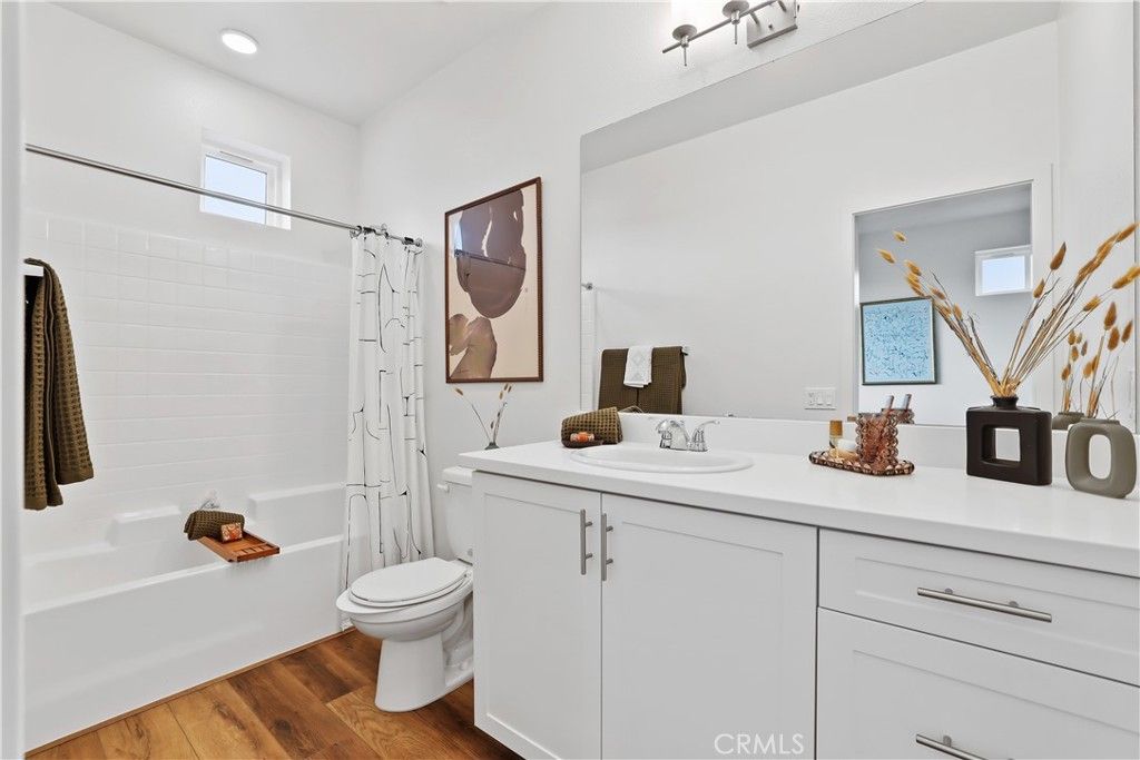 Image 3 of property listing at 15 Bigsby Drive, Stanton, CA 90680