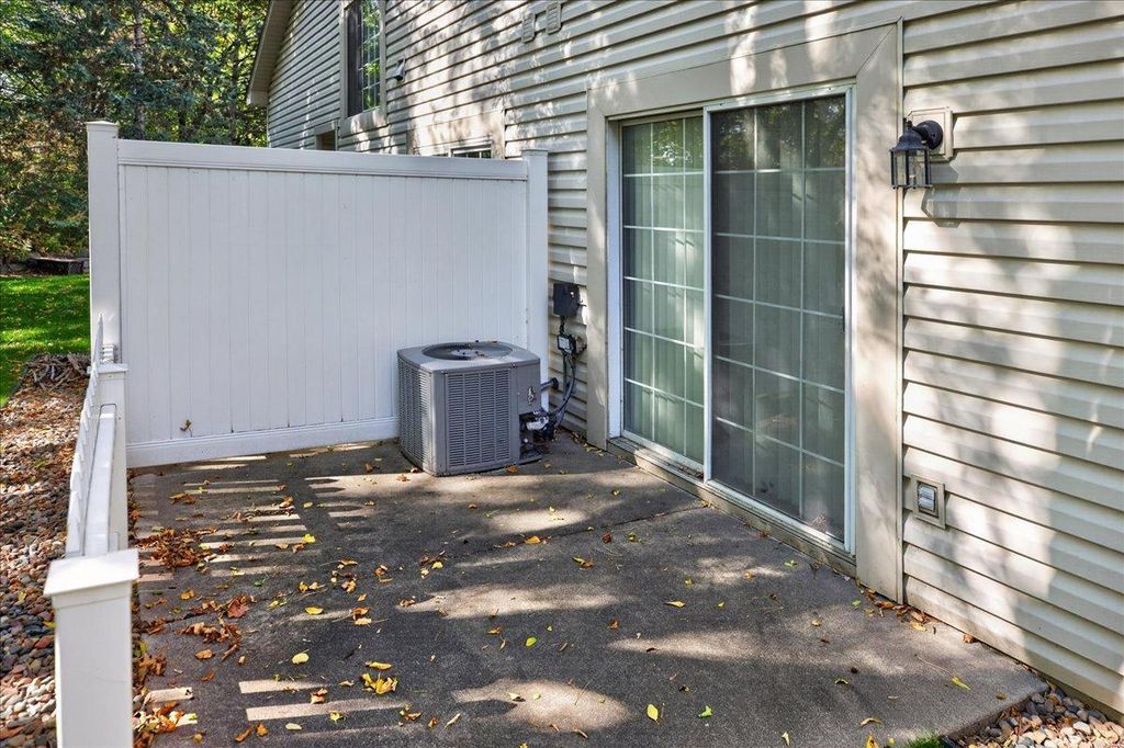 2583 Lockwood Drive, Mendota Heights, MN 55120 — photo 5