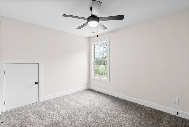 310 Switchgrass Dr, Clarksville, TN 37042