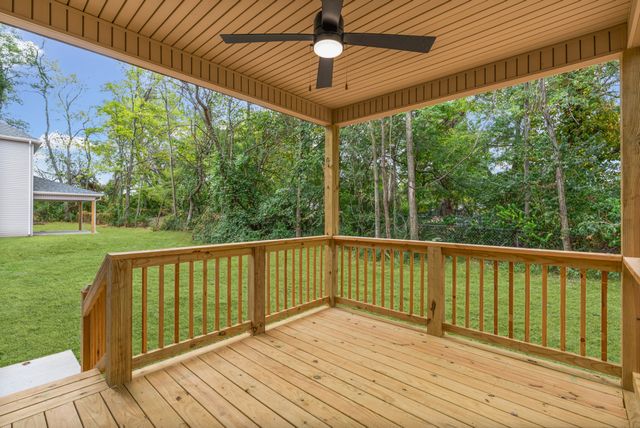 310 Switchgrass Dr, Clarksville, TN 37042