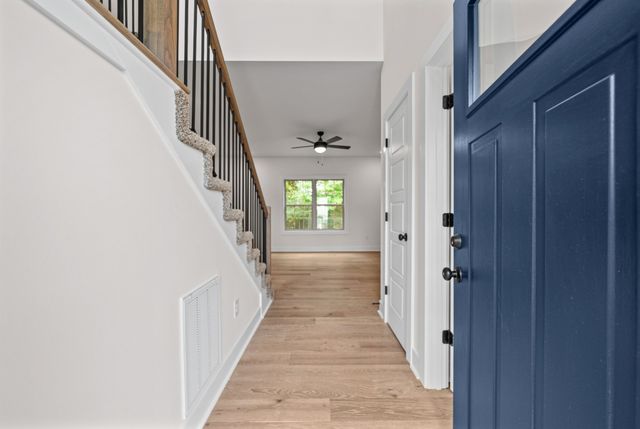 310 Switchgrass Dr, Clarksville, TN 37042