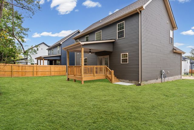 310 Switchgrass Dr, Clarksville, TN 37042