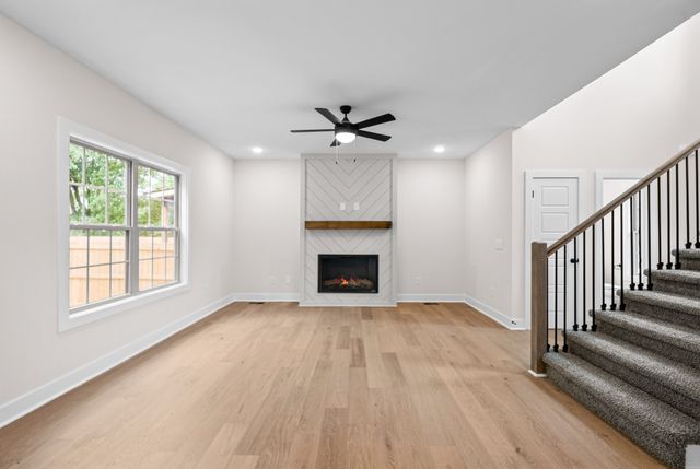 310 Switchgrass Dr, Clarksville, TN 37042