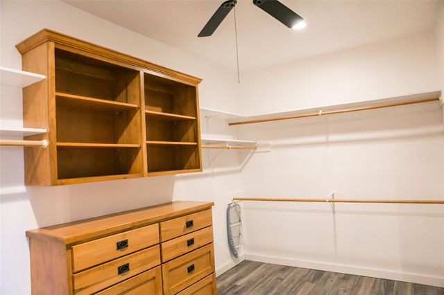 8660 Cedar Hill RD, Brenham, TX 77833