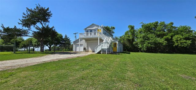 8660 Cedar Hill RD, Brenham, TX 77833