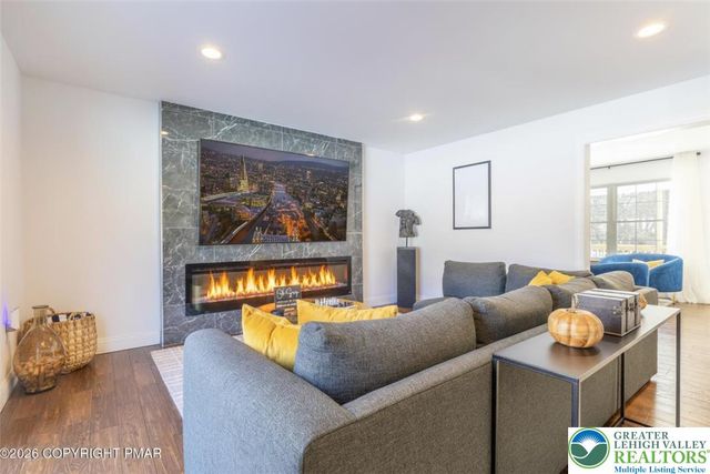 Sun Valley Drive 101, Tunkhannock Twp, PA 18610