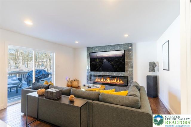 Sun Valley Drive 101, Tunkhannock Twp, PA 18610