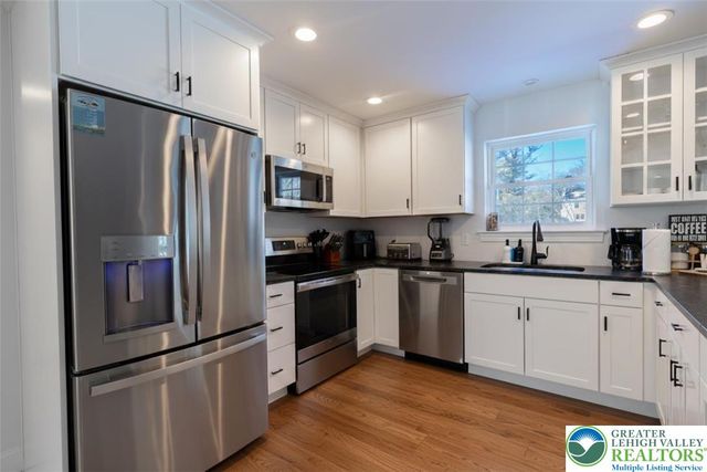 Sun Valley Drive 101, Tunkhannock Twp, PA 18610