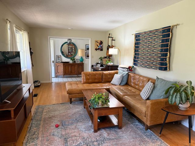 923 W Crest Road, Chattanooga, TN 37404