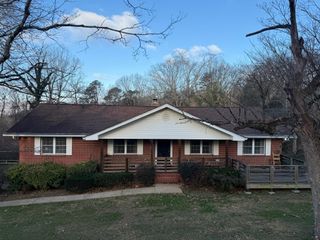923 W Crest Road, Chattanooga, TN 37404