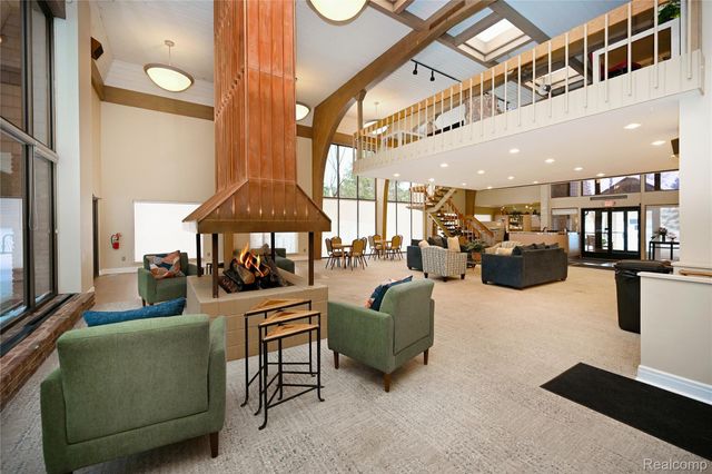 5391 Breeze Hill Place, Troy, MI 48098