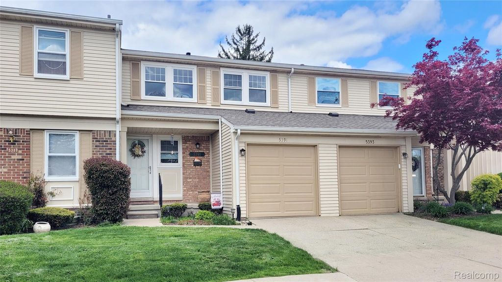 5391 Breeze Hill Place, Troy, MI 48098