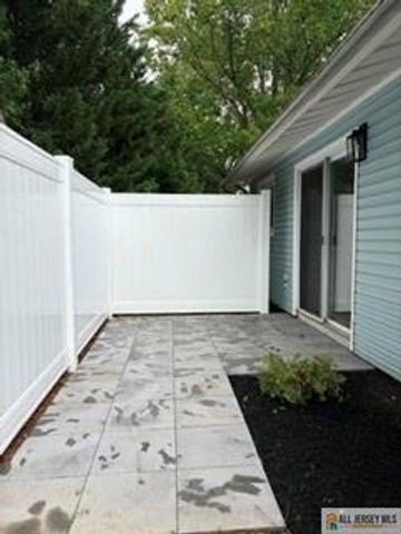 113 Indigo Plaza 113A, Monroe, NJ 08831